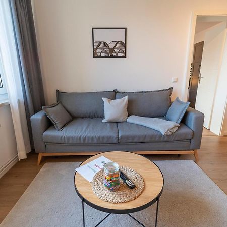 Rr - Stylish Apartment 50Qm - Wifi - Washer - Tv Magdeburg Bagian luar foto