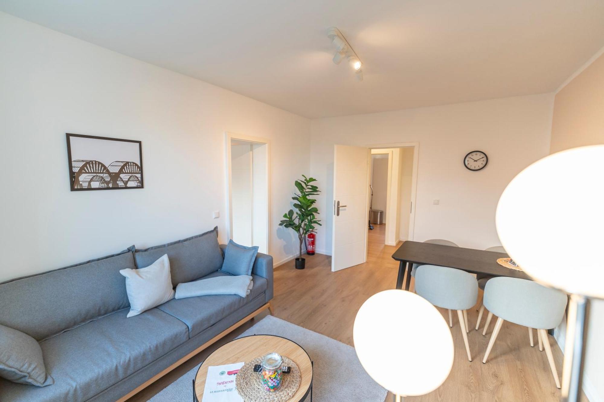 Rr - Stylish Apartment 50Qm - Wifi - Washer - Tv Magdeburg Bagian luar foto