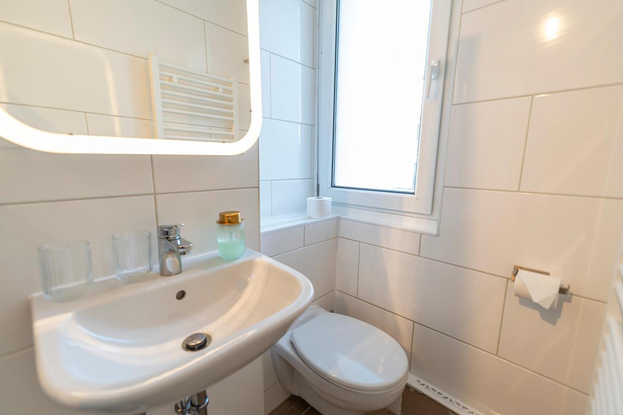 Rr - Stylish Apartment 50Qm - Wifi - Washer - Tv Magdeburg Bagian luar foto