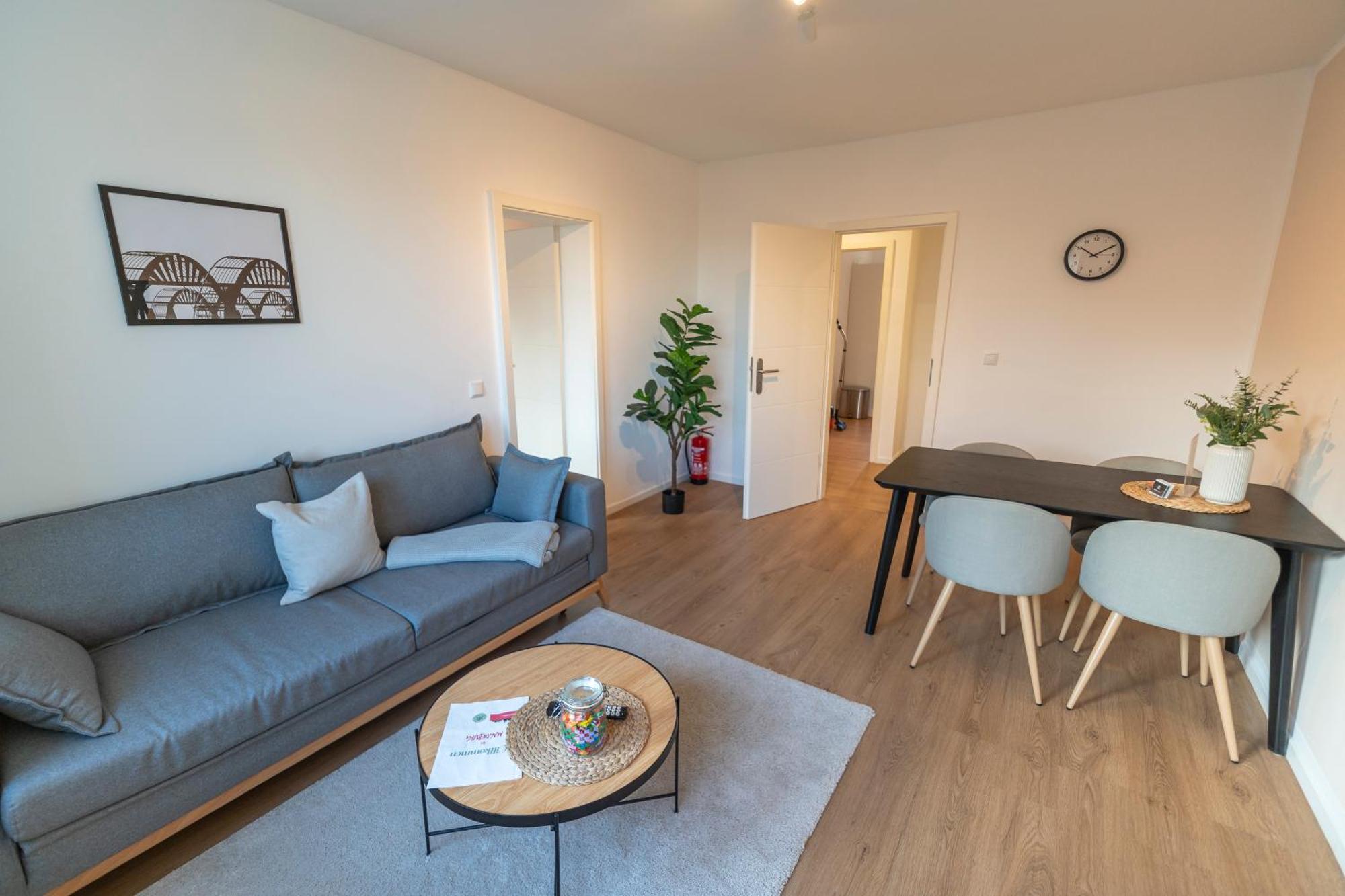 Rr - Stylish Apartment 50Qm - Wifi - Washer - Tv Magdeburg Bagian luar foto