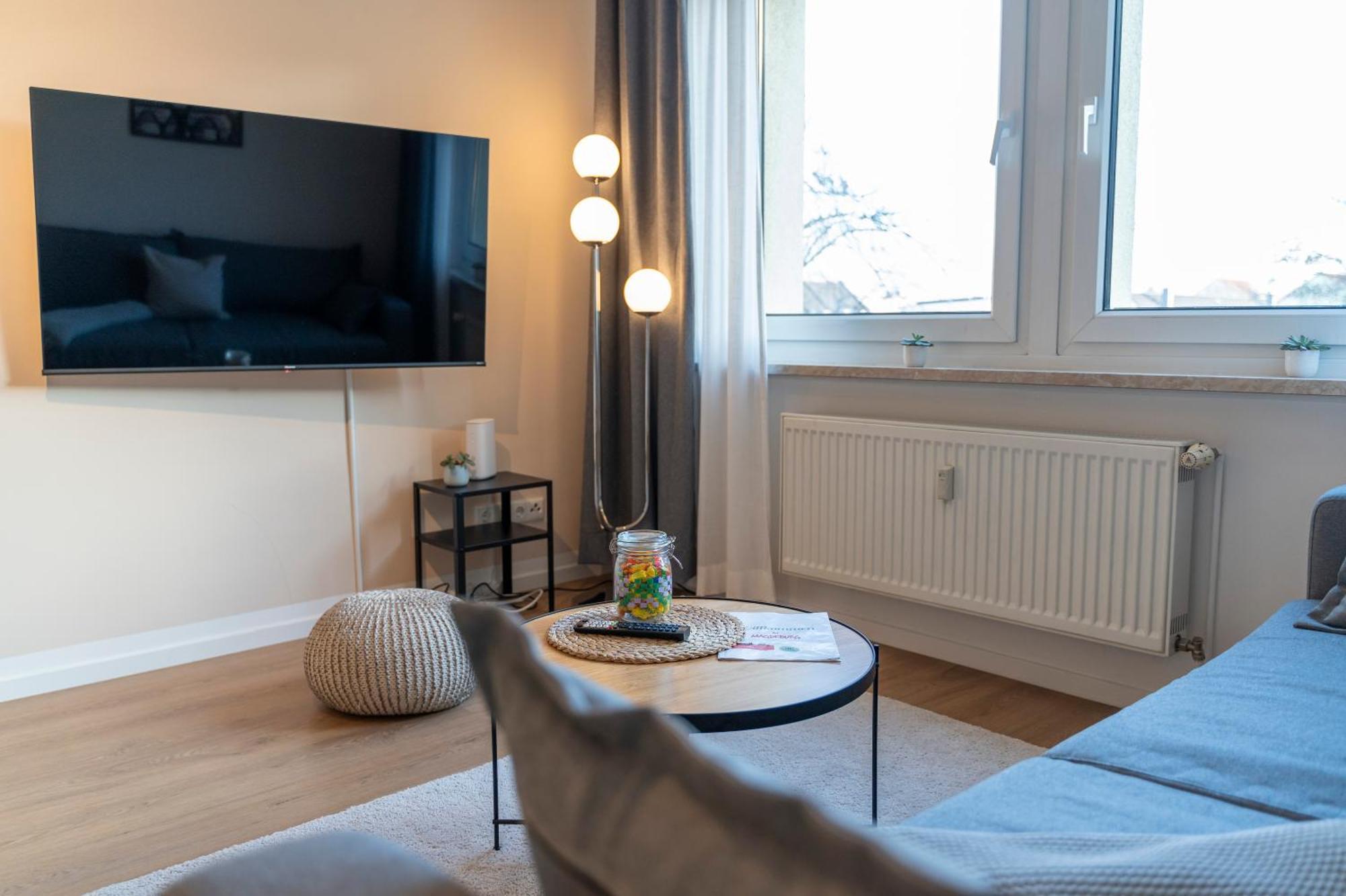 Rr - Stylish Apartment 50Qm - Wifi - Washer - Tv Magdeburg Bagian luar foto