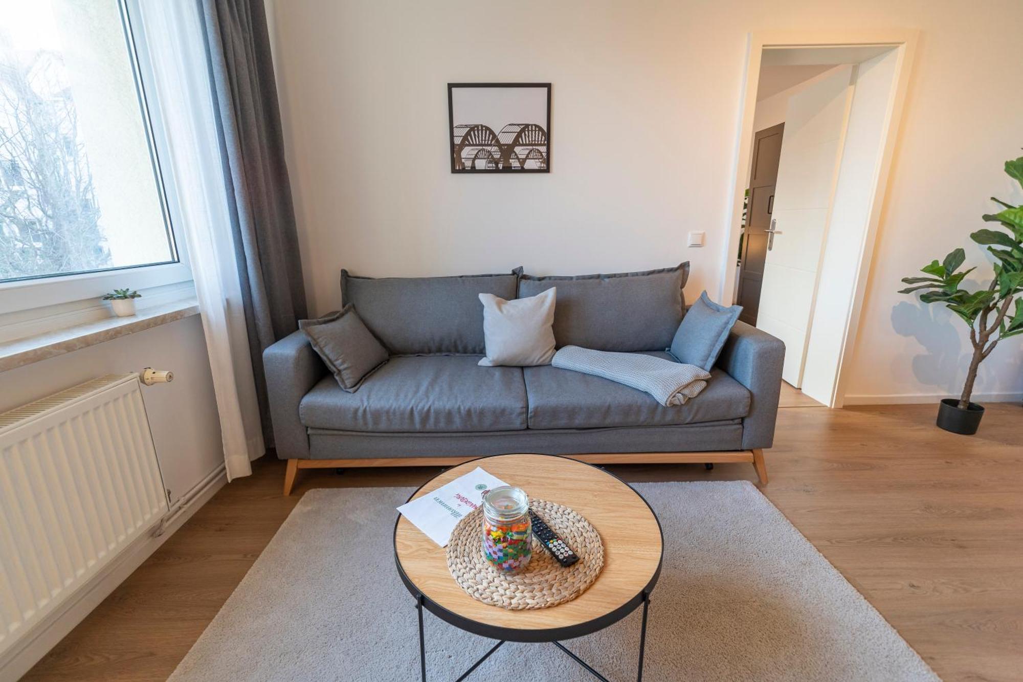 Rr - Stylish Apartment 50Qm - Wifi - Washer - Tv Magdeburg Bagian luar foto