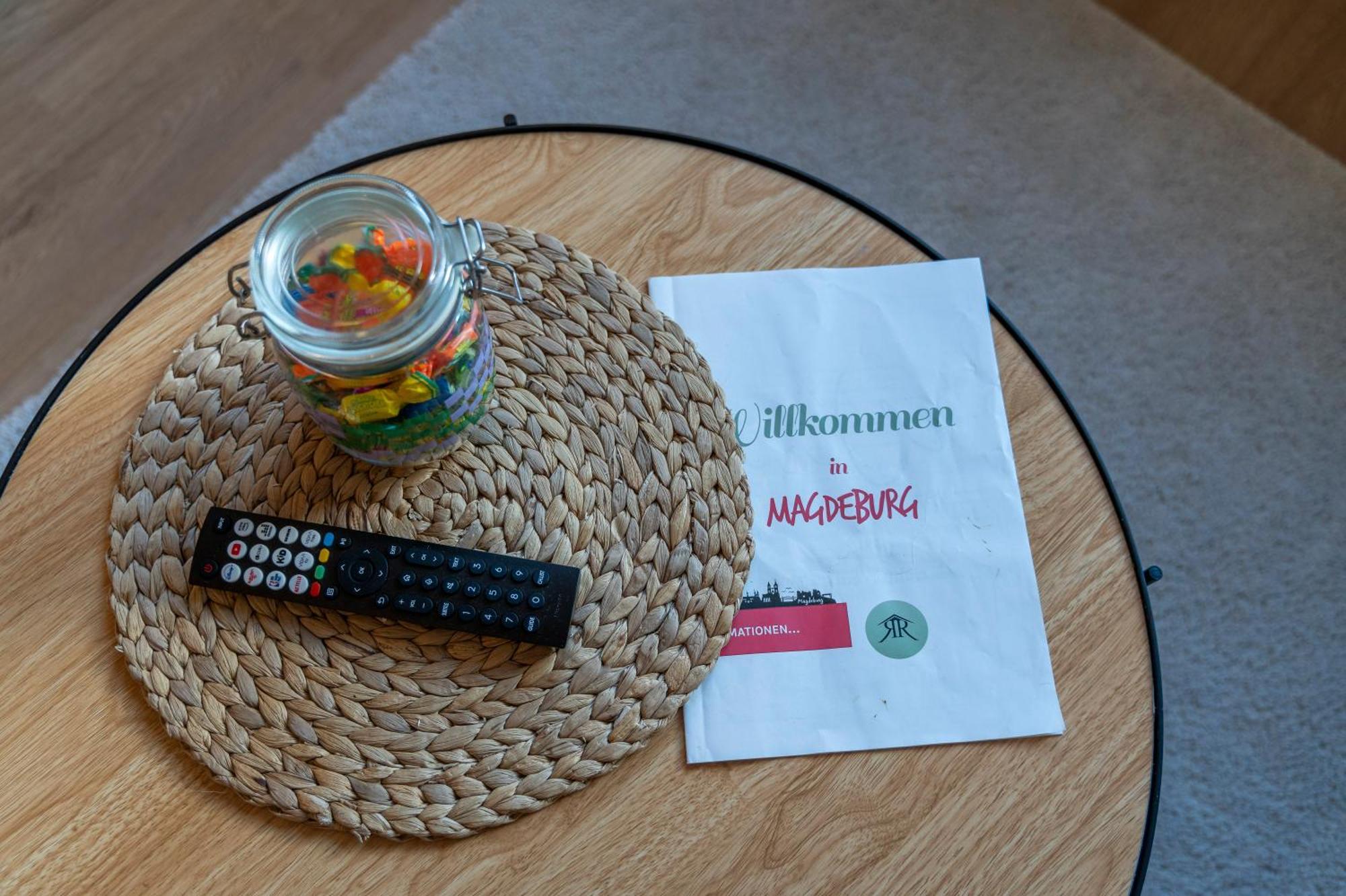 Rr - Stylish Apartment 50Qm - Wifi - Washer - Tv Magdeburg Bagian luar foto